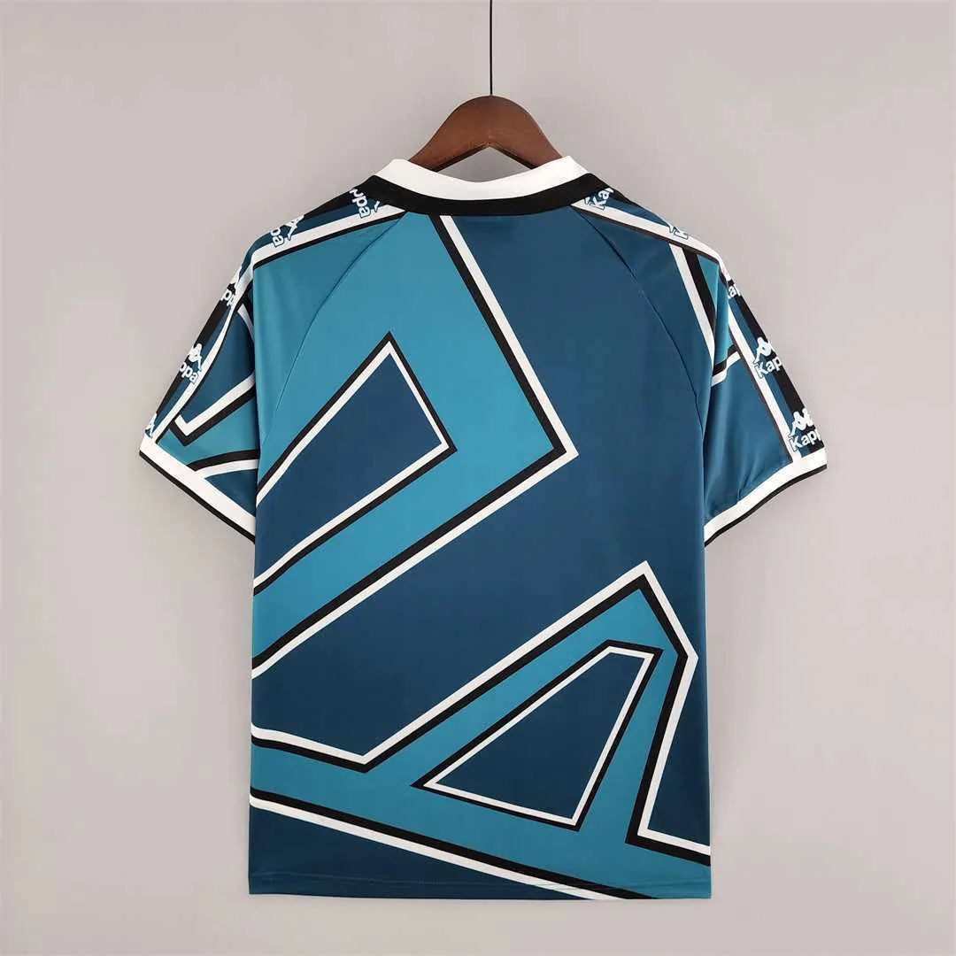 95-97 Real Betis away 2