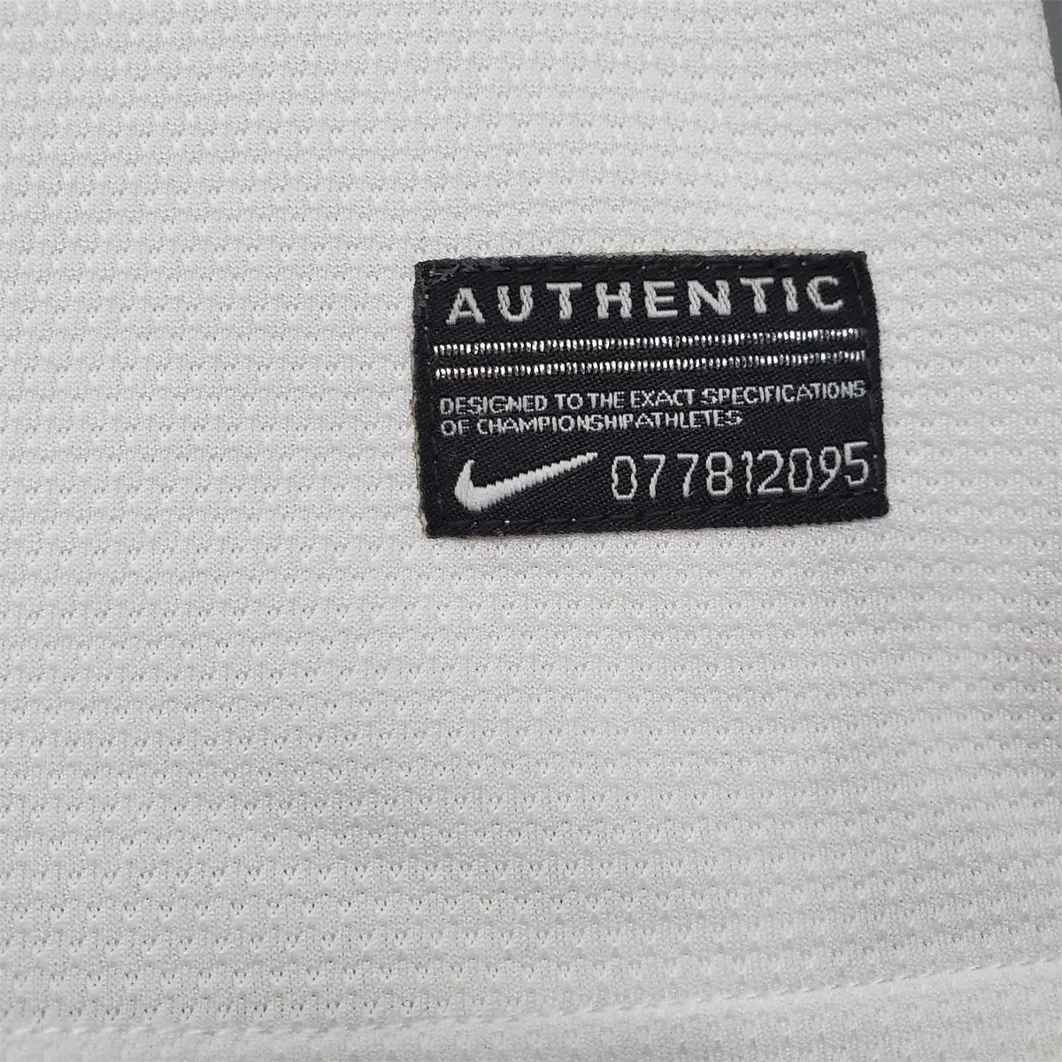 2013 England home 5