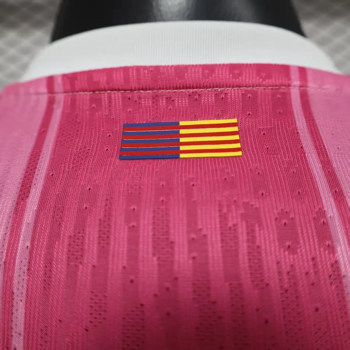 25-26 Barcelona Special Edition Player Version Cheap Shirt AAAAJersey Supply Yupoo 2