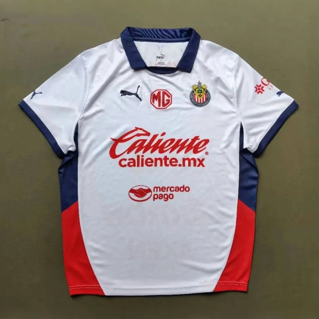 24-25 Chivas Guadalajara Away Kit Soccer Uniform AAAAJersey Wholesale Yupoo 2