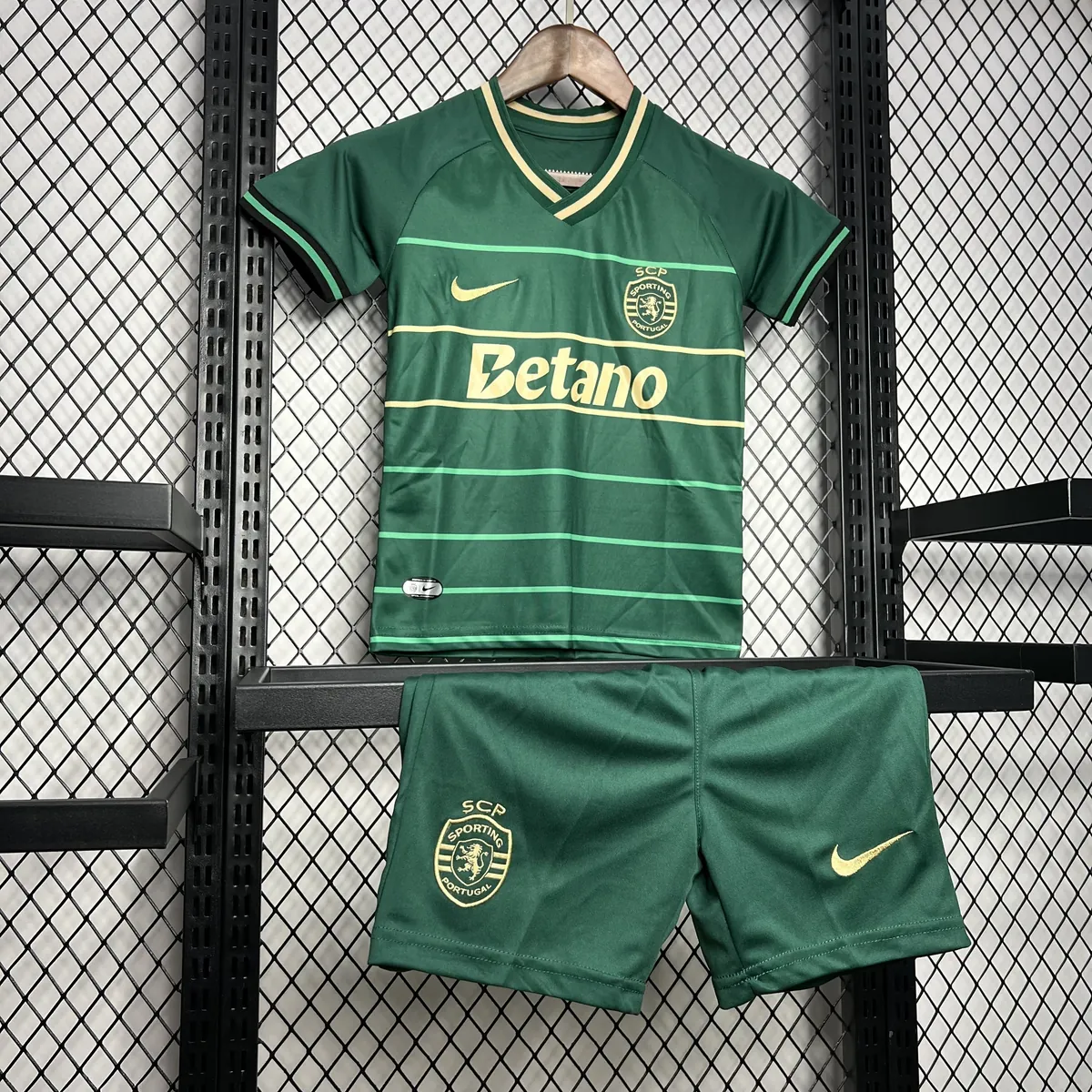 24-25 Sporting CP Away Kid Kits Youth Apparels AAAAJersey Wholesale Yupoo 1