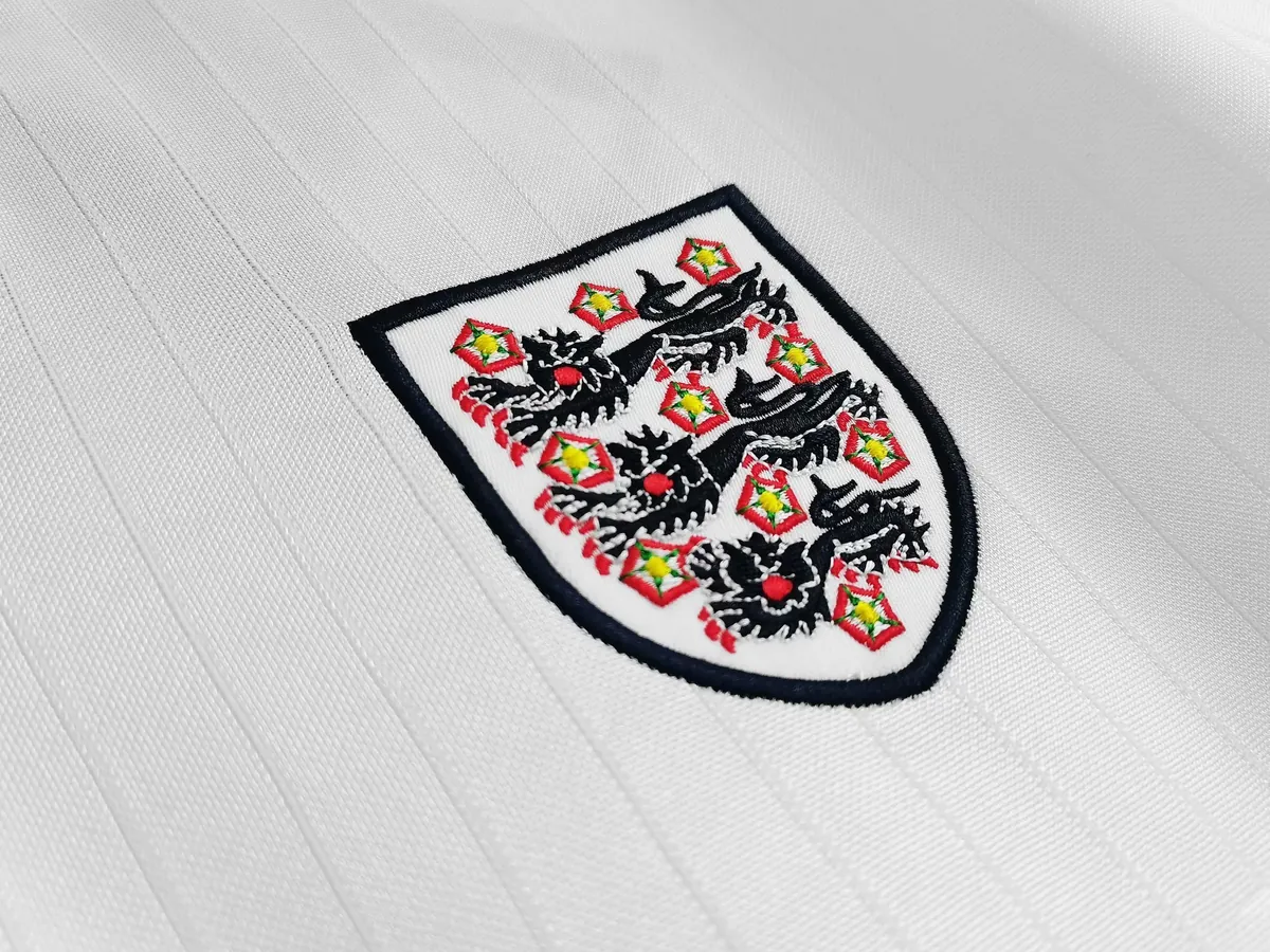 84-87 England home 1