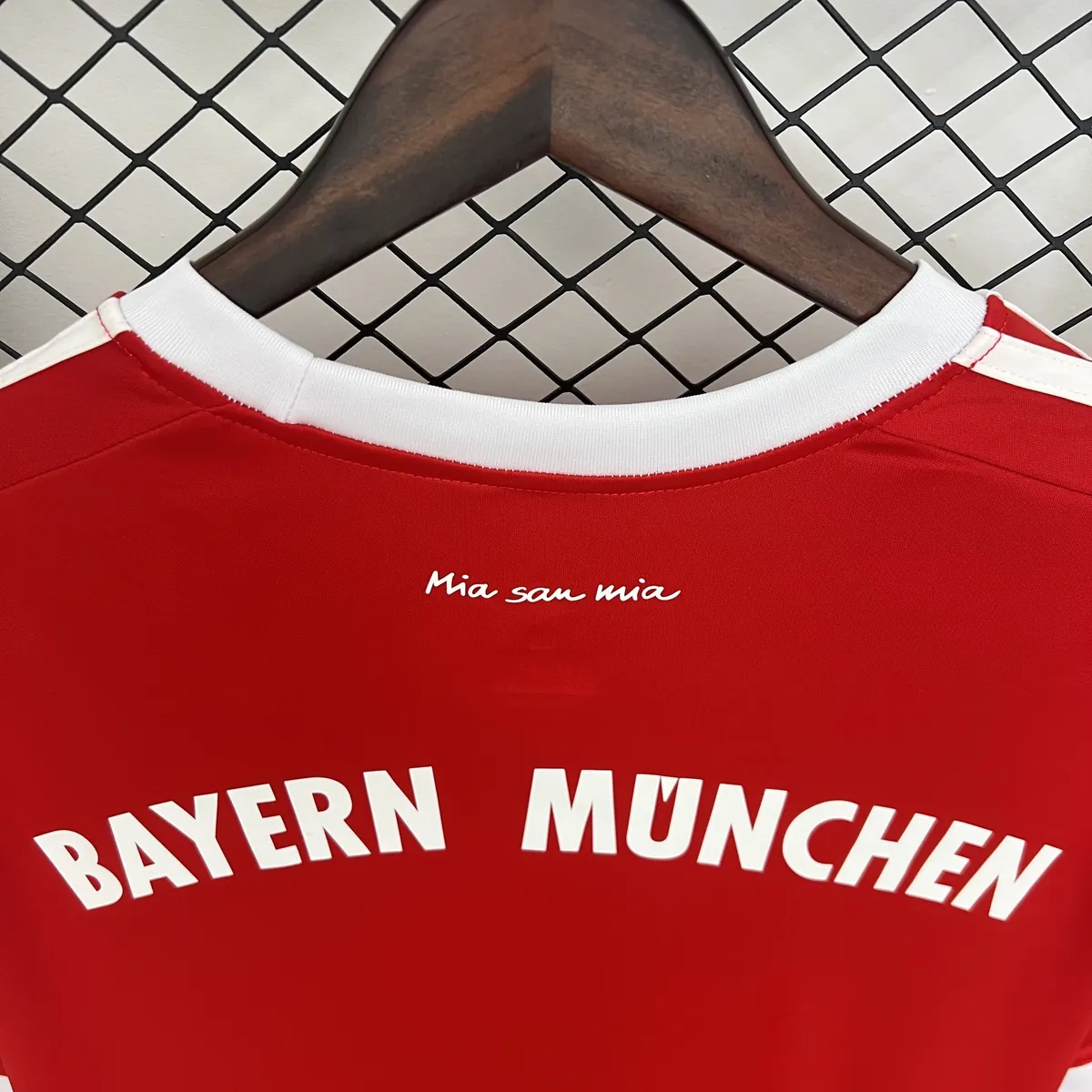 17-18 Retro Bayern Munich Home Kit Football Shirt AAAAJersey Supply Yupoo 4