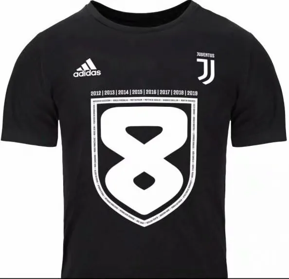 Football T-shirt 44