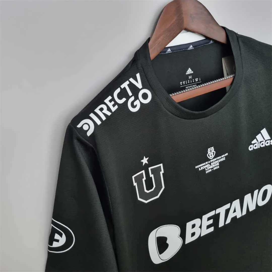 22-23 University of Chile third away1684416640000 6