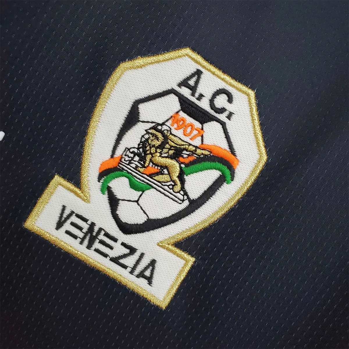 97-98 Venezia home 2