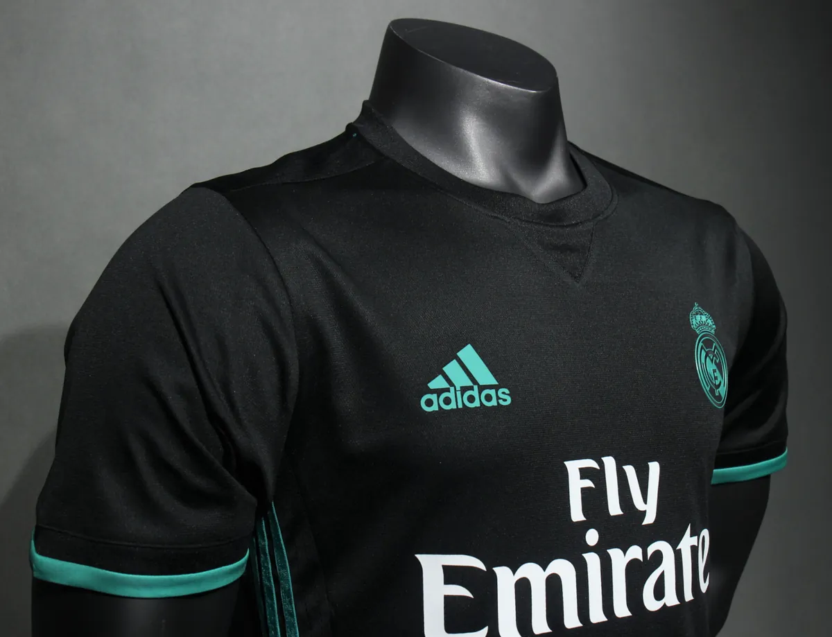 17-18 Real Madrid Away Retro Kit Vintage Player Version Sino Shirt AAAAJersey Dropship Yupoo 1
