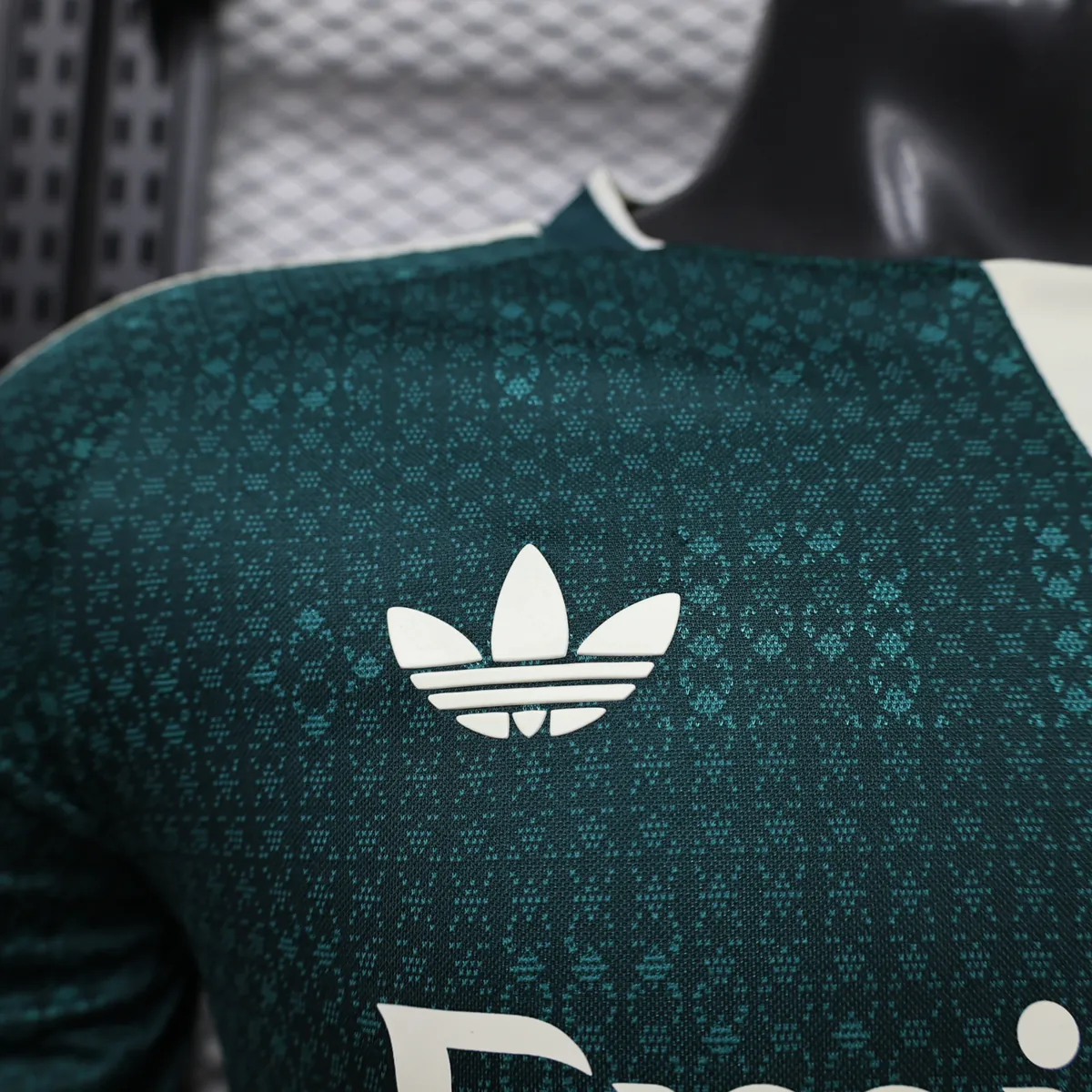 26-27 Real Madrid Away Kit Player Version Football Long Sleeve Shirt AAAAJersey Supply Yupoo 9 6