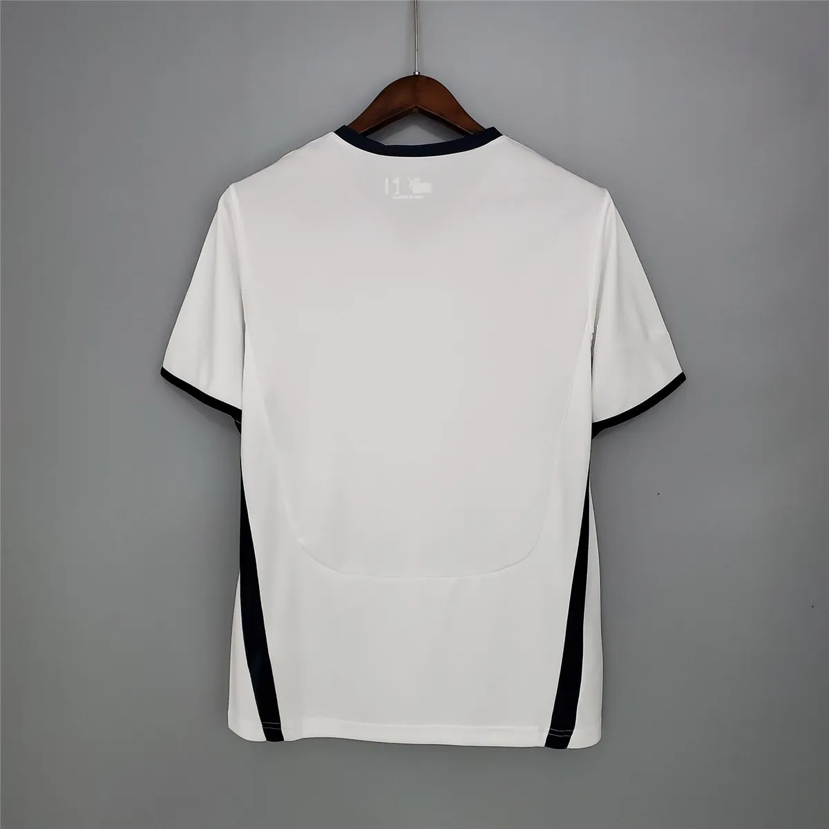 08-09 Tottenham Hotspur home 6