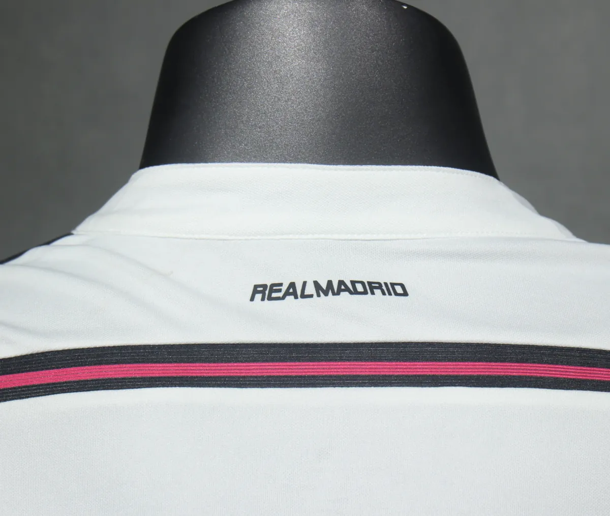 14-15 Real Madrid Home Retro Kit Vintage Player Version Sino Shirt AAAAJersey Dropship Yupoo 2