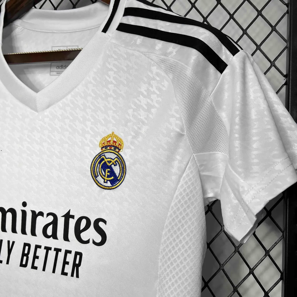 24-25 Real Madrid Home Women Kit Football Uniform AAAAJerseys Dropshipping Yupoo 2