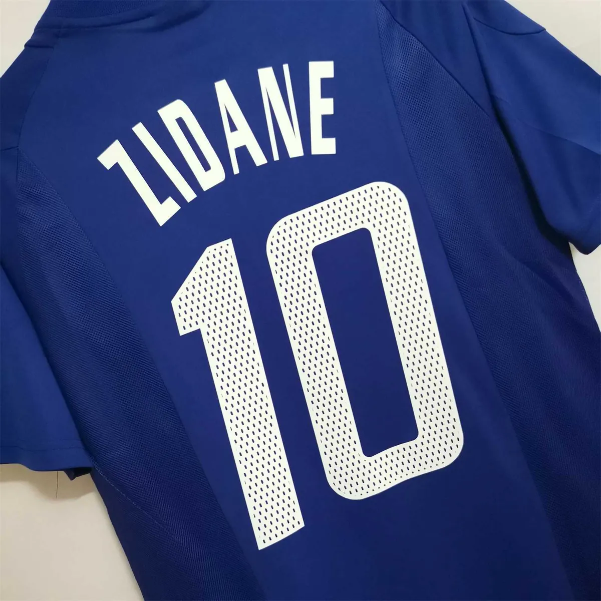 2002 France home 2