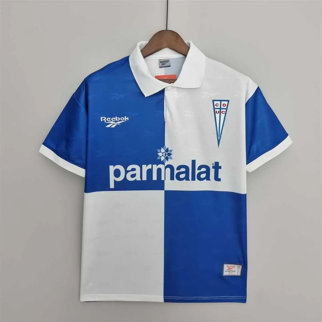 98 La Católica third away 10