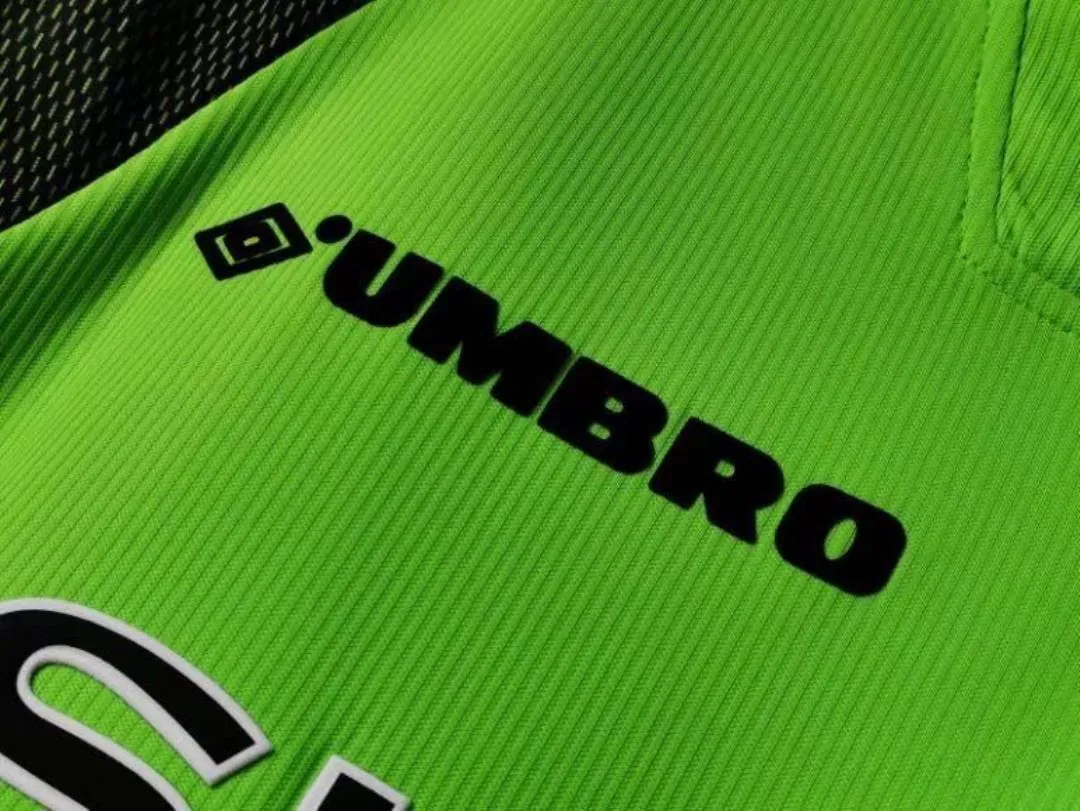 98-99 Manchester United green goalkeeper long sleeve 4