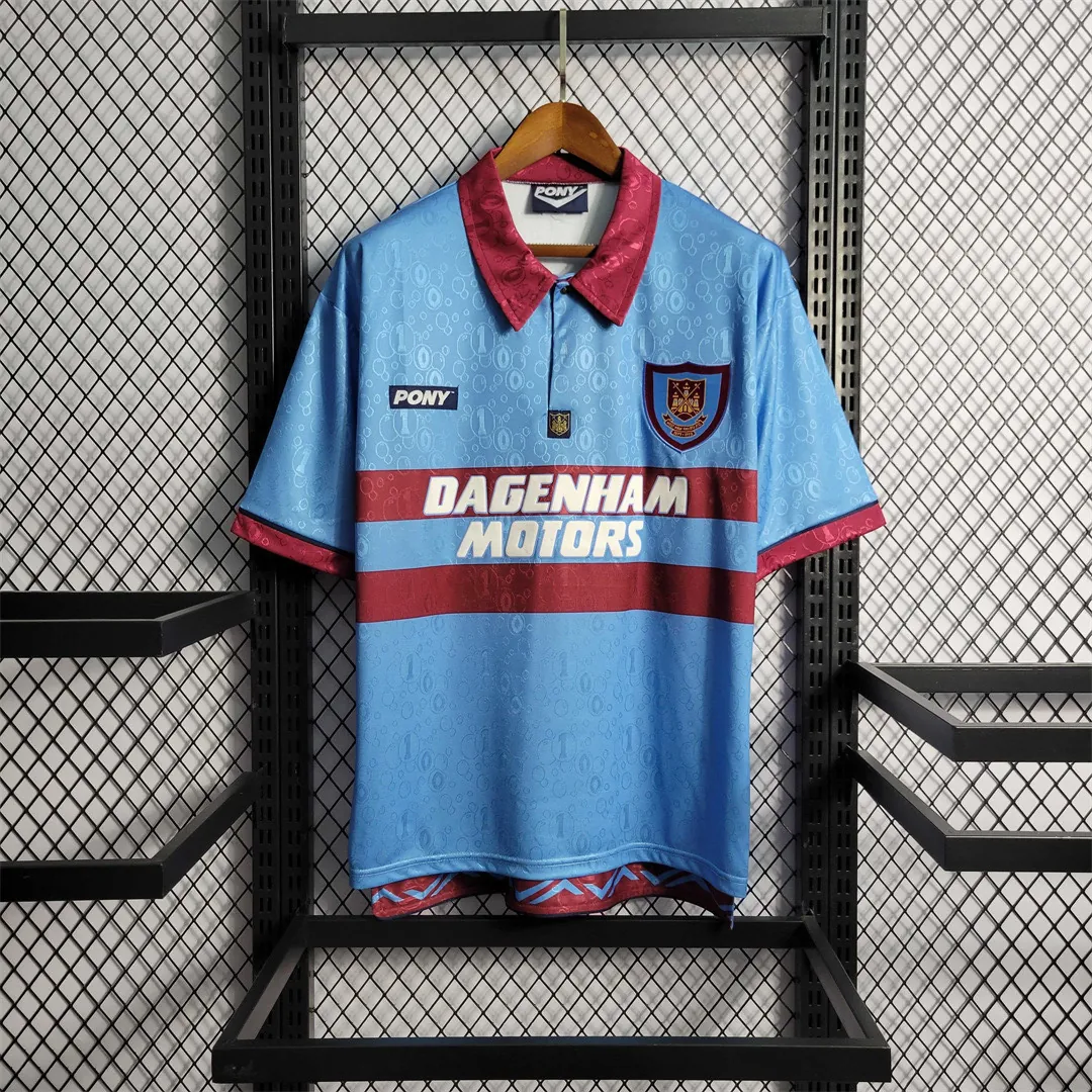 95-97 West Ham away 10