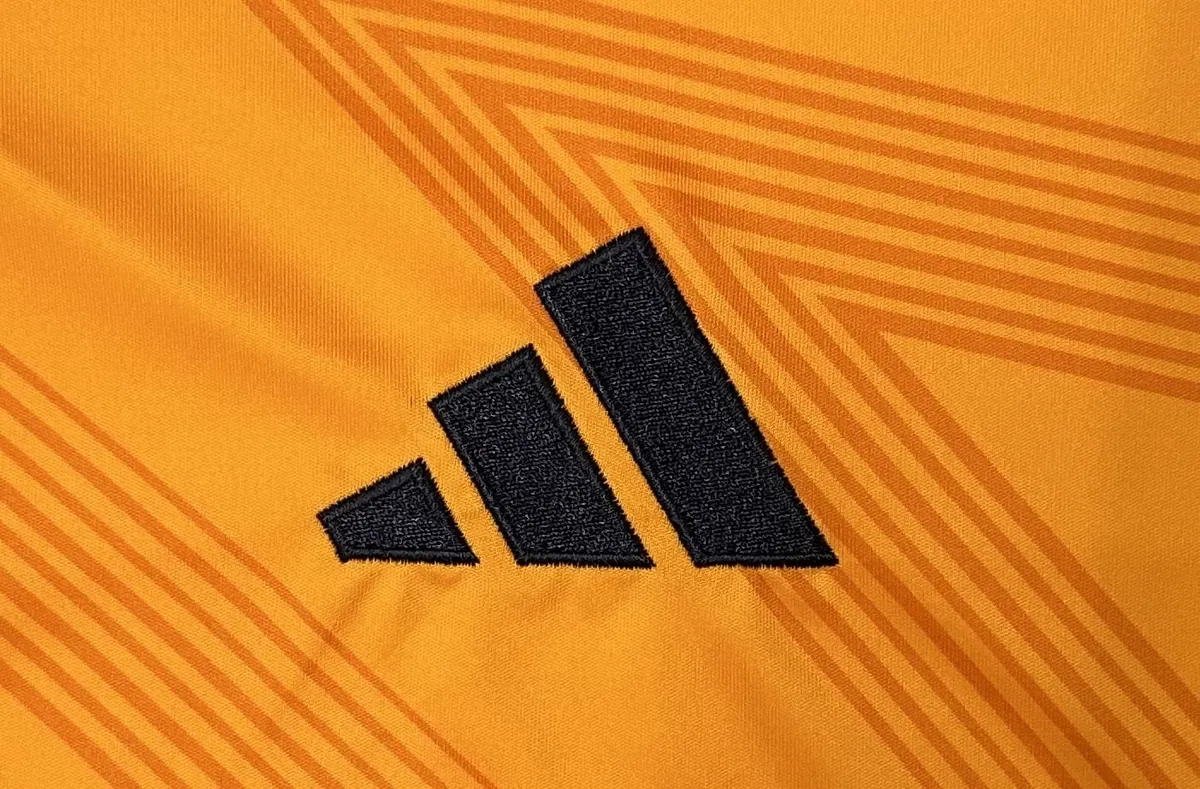 24-25 Real Madrid Away Kit Soccer Apparel AAAAJersey Wholesale Yupoo 3