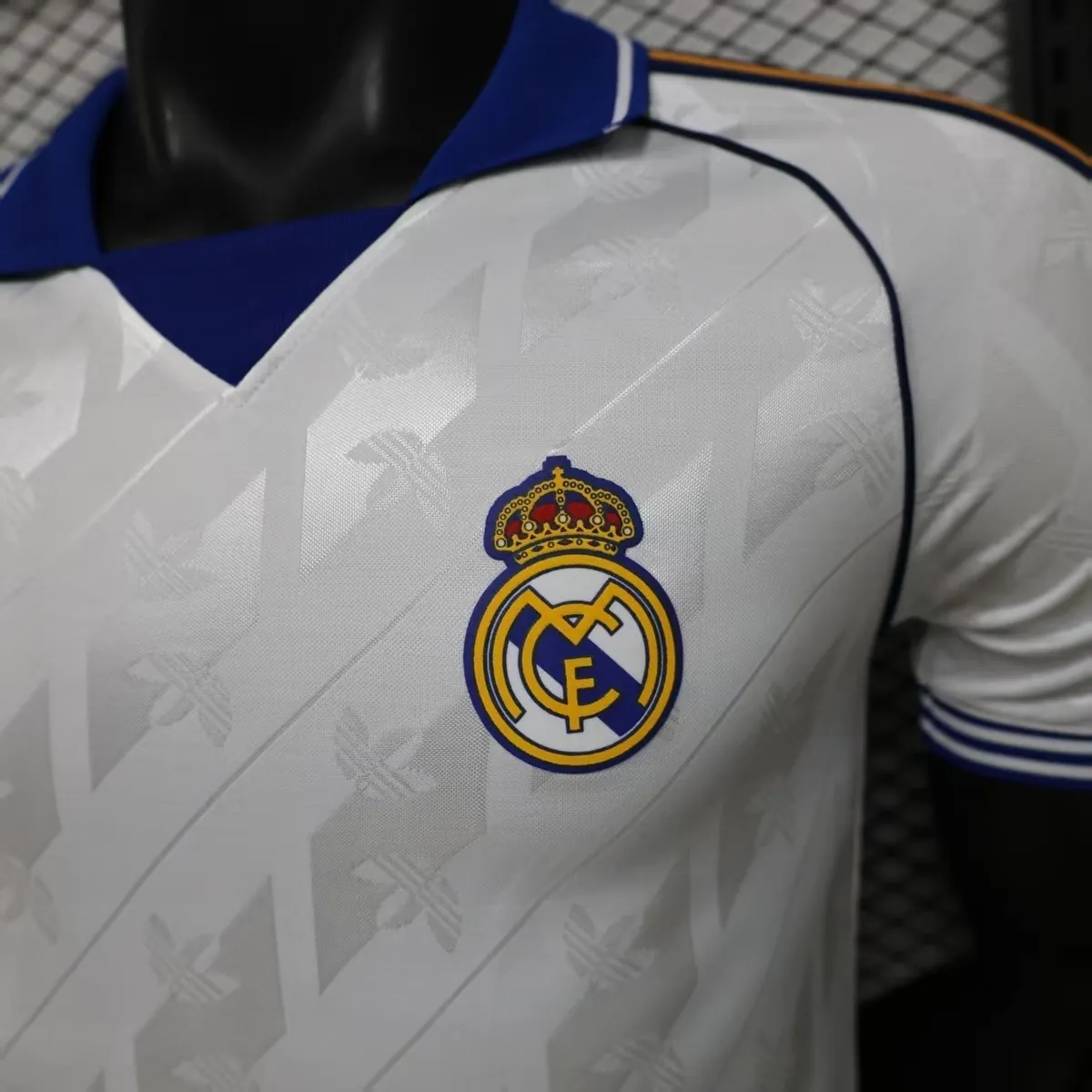 26-27 Real Madrid Mens Retro Kit Special Edition Football Shirt AAAAJersey Wholesale Yupoo 4