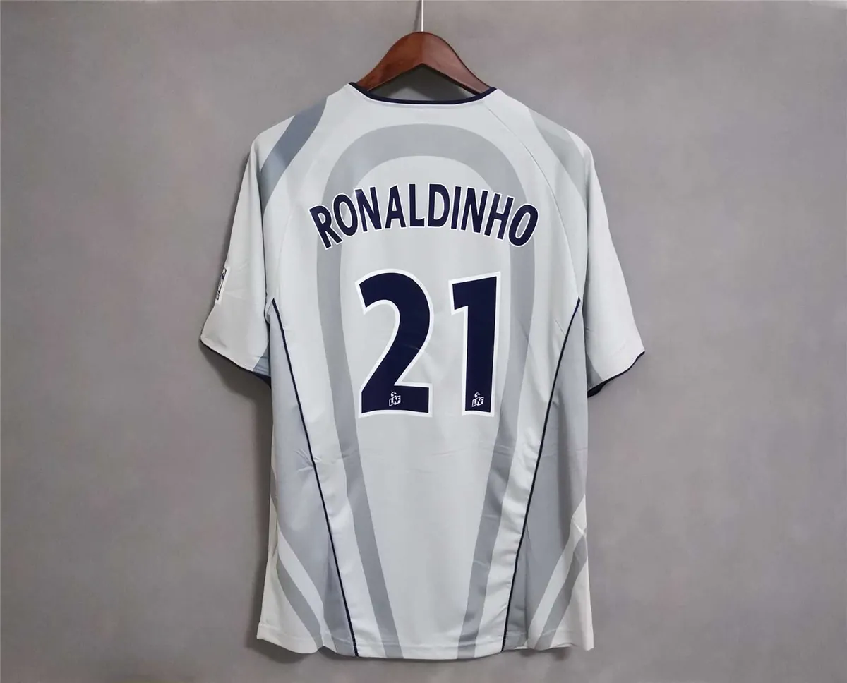 01-02 PSG away 9