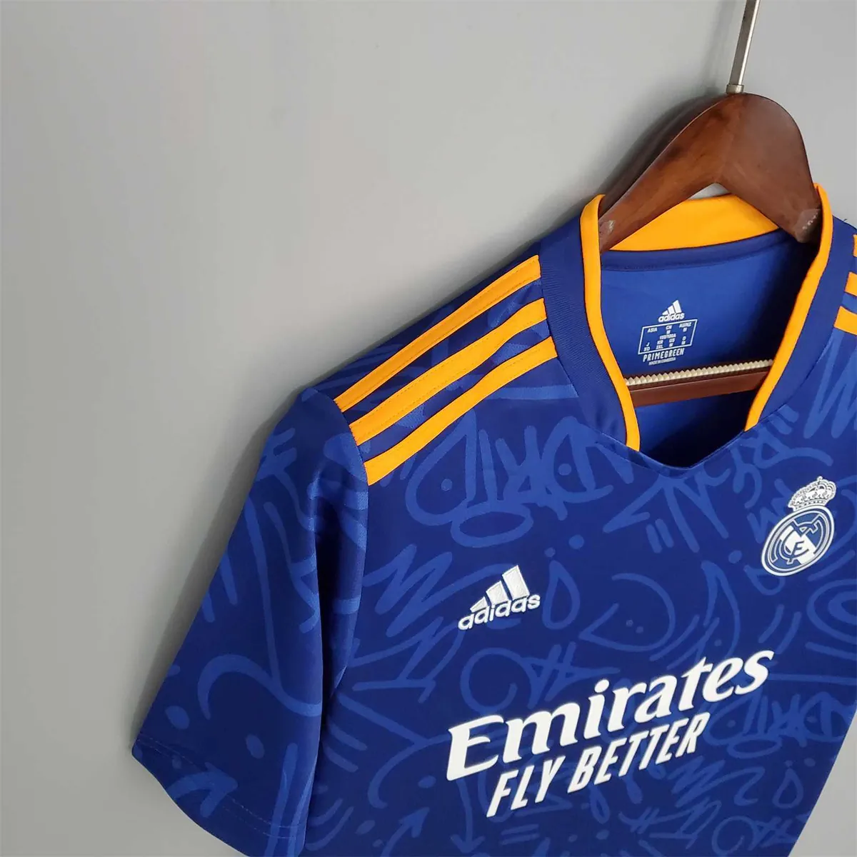 21-22 Real Madrid away 14