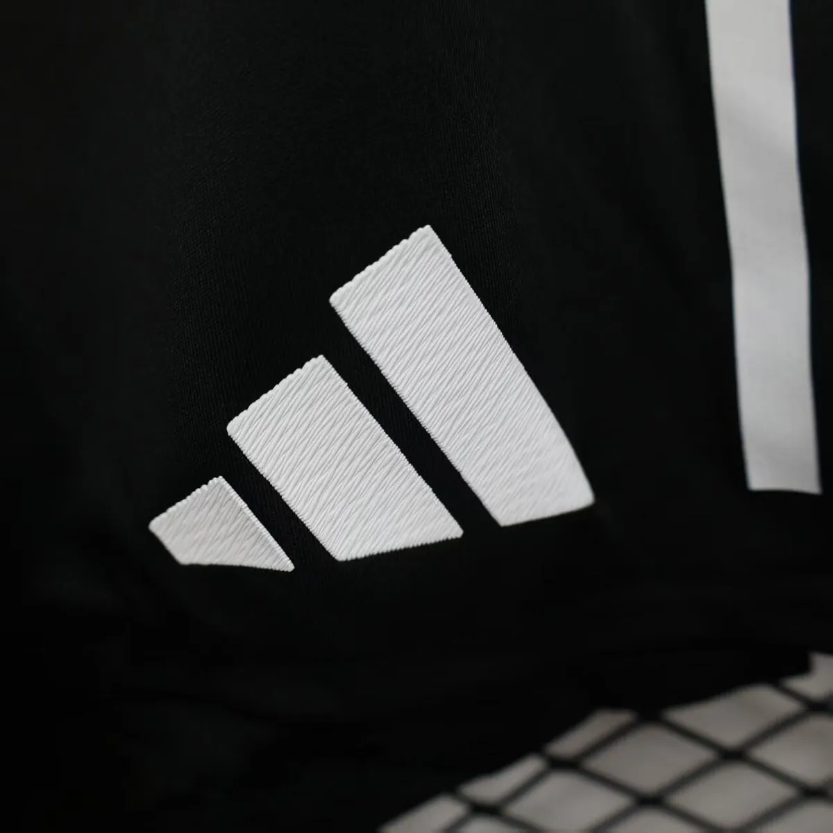 25-26 Manchester United Home Kit Shorts Player Version Soccer Pant AAAAJersey Supply Yupoo 1