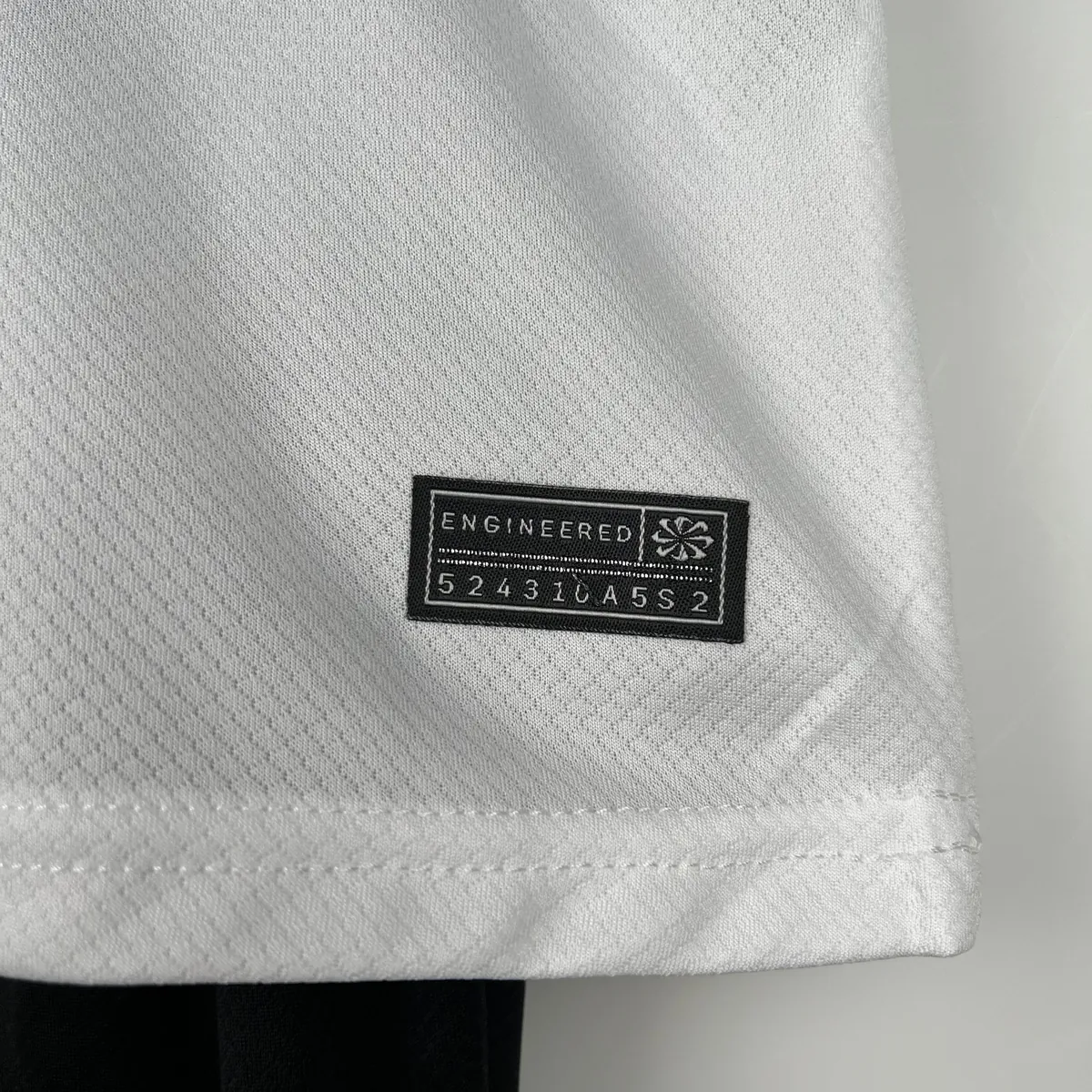 23-24 Kids Corinthians home size 16-28 6