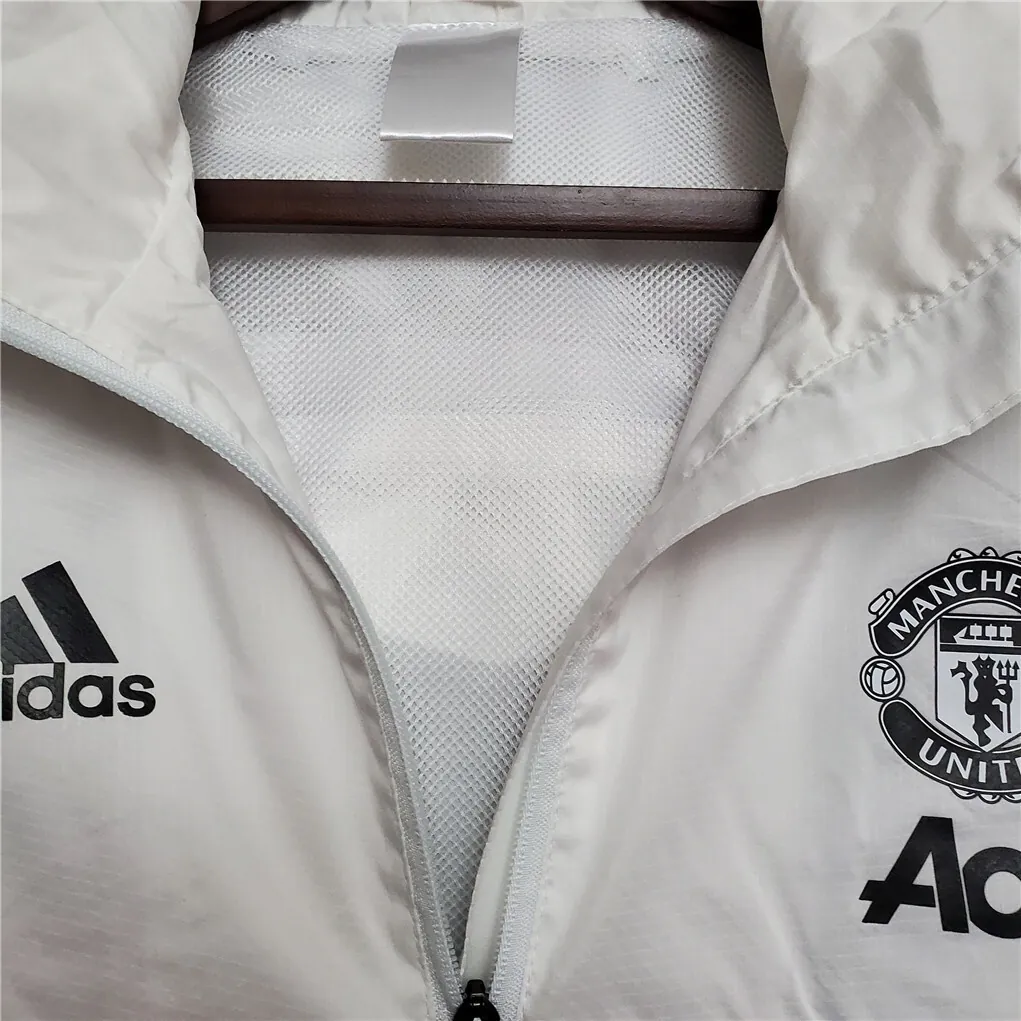 20-21 Manchester United whiteblack border windbreaker 3