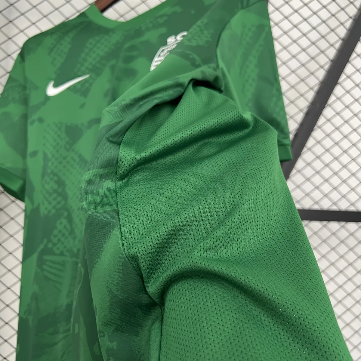 25-26 Sporting Lisbon Training Kit Football Uniform AAAAJersey Supply Yupoo 4