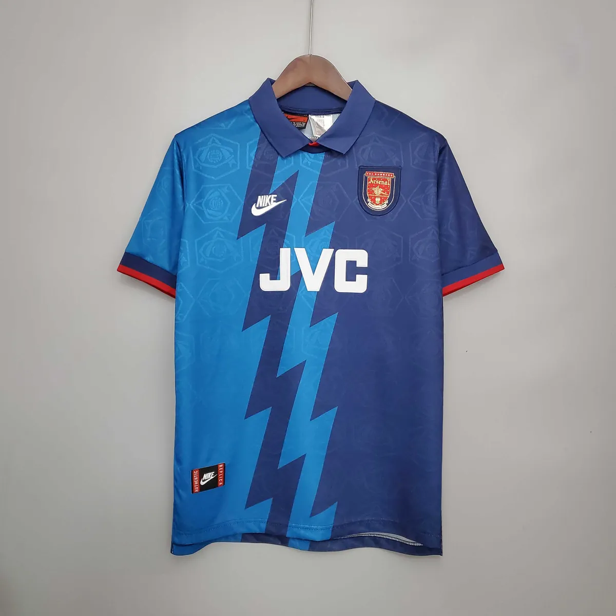 95-96 Arsenal away 11