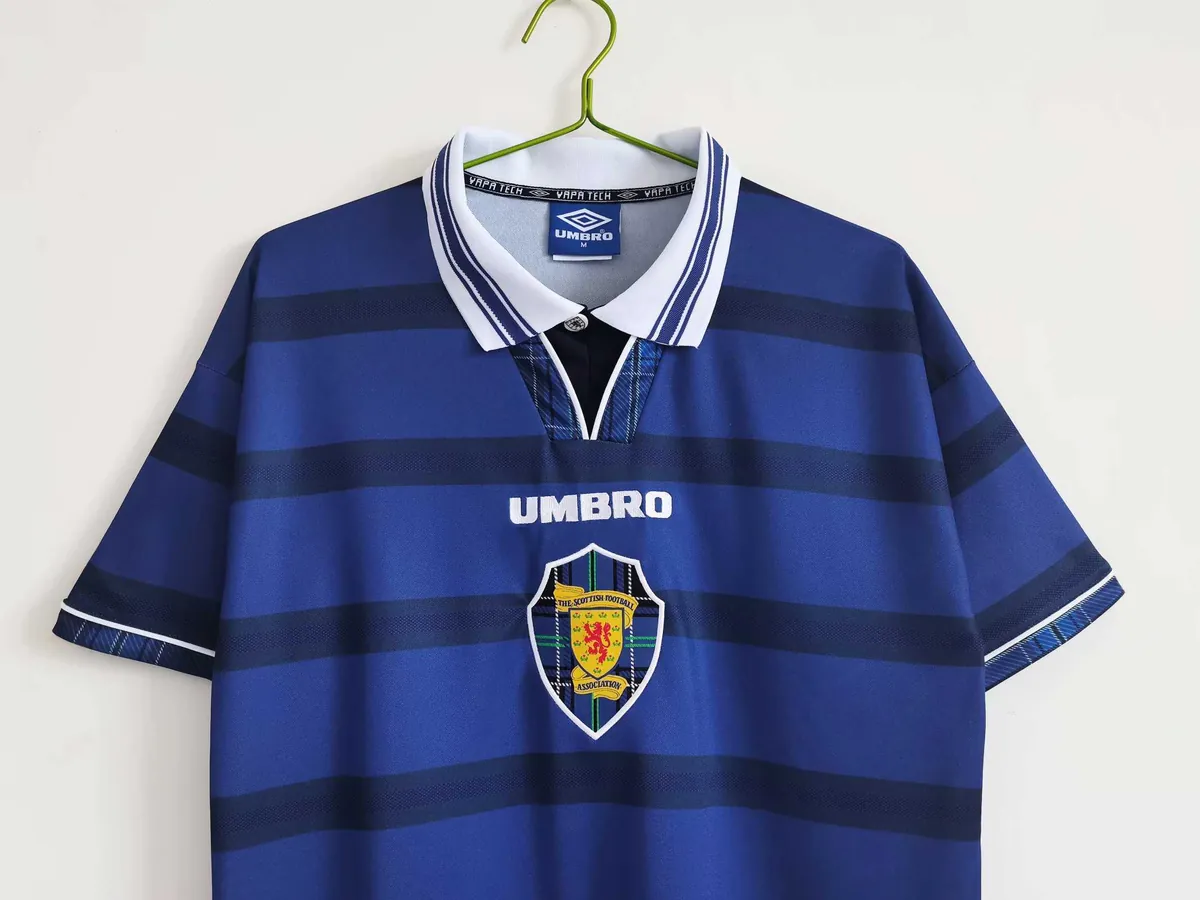 98-00 Scotland home 10