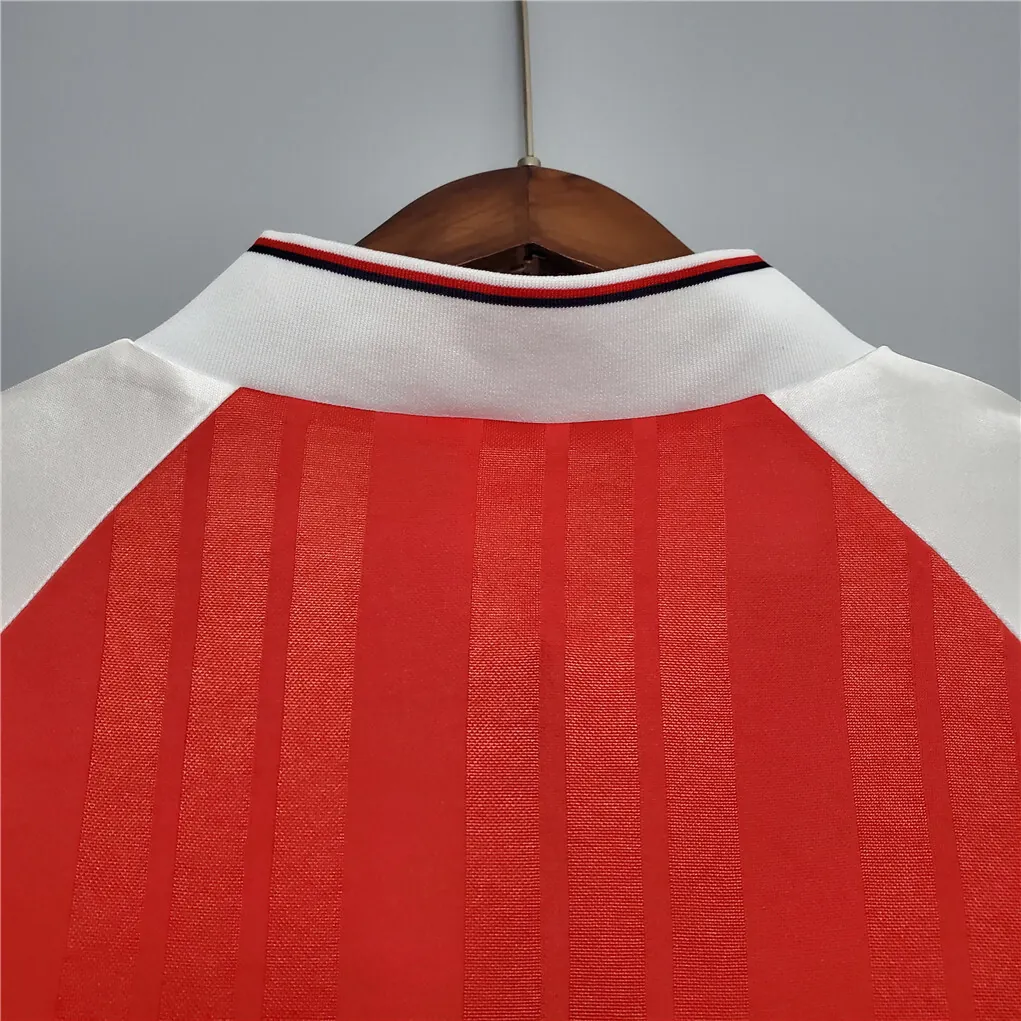 92-93 Arsenal home 4