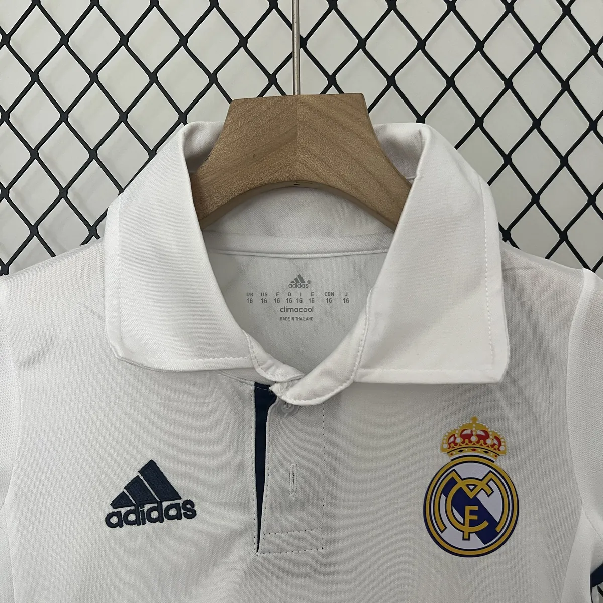 16-17 Real Madrid Home Retro Kid Kits Children Sets Best Jerseys Yupoo 7