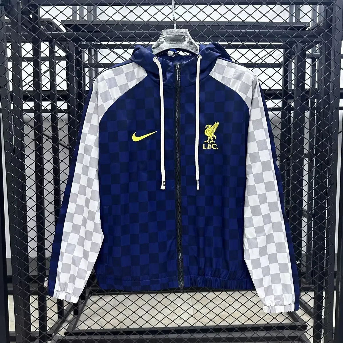 25-26 Liverpool Windbreaker Jackets Kit AAAAJersey Supply Yupoo 1