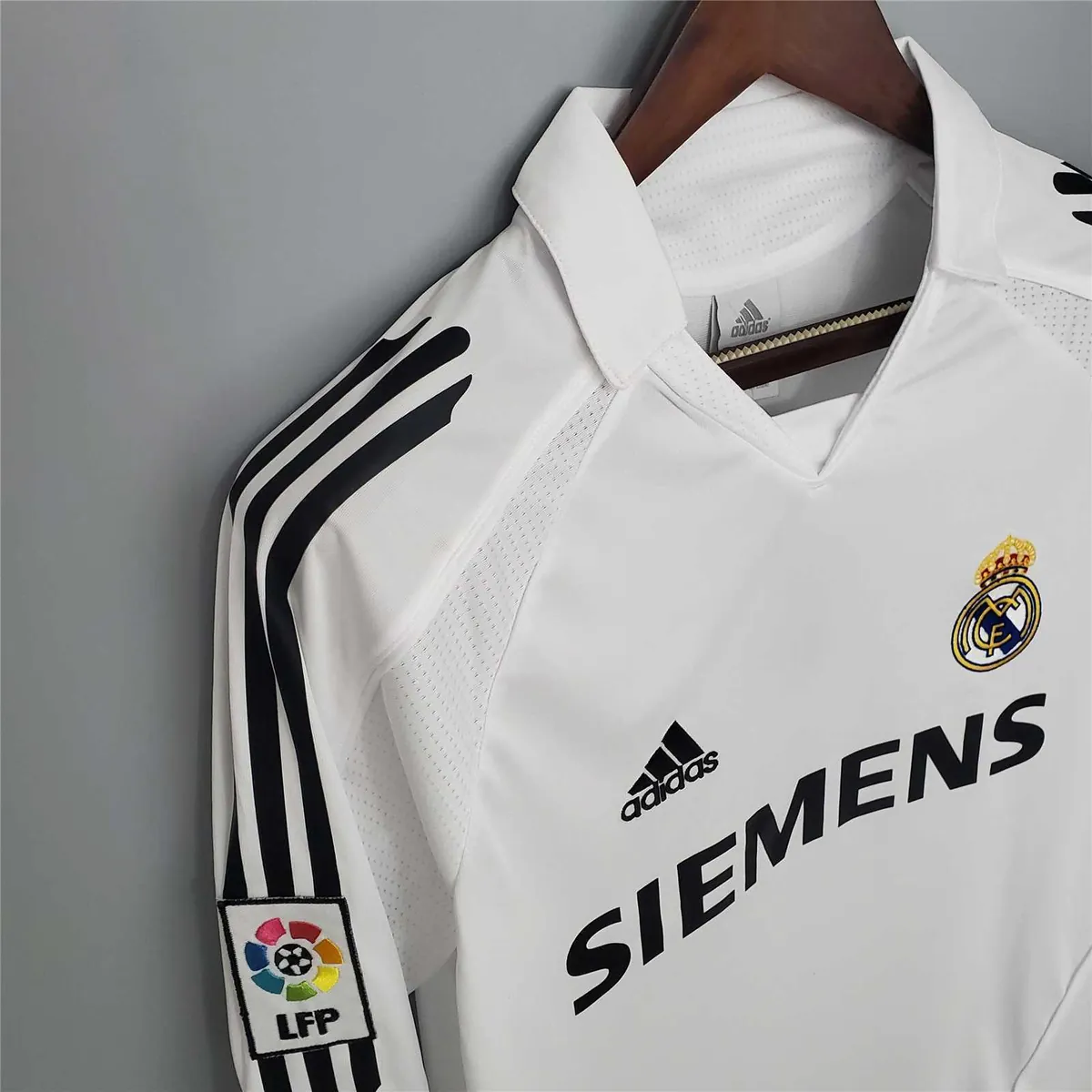 05-06 Real Madrid home long sleeve 3