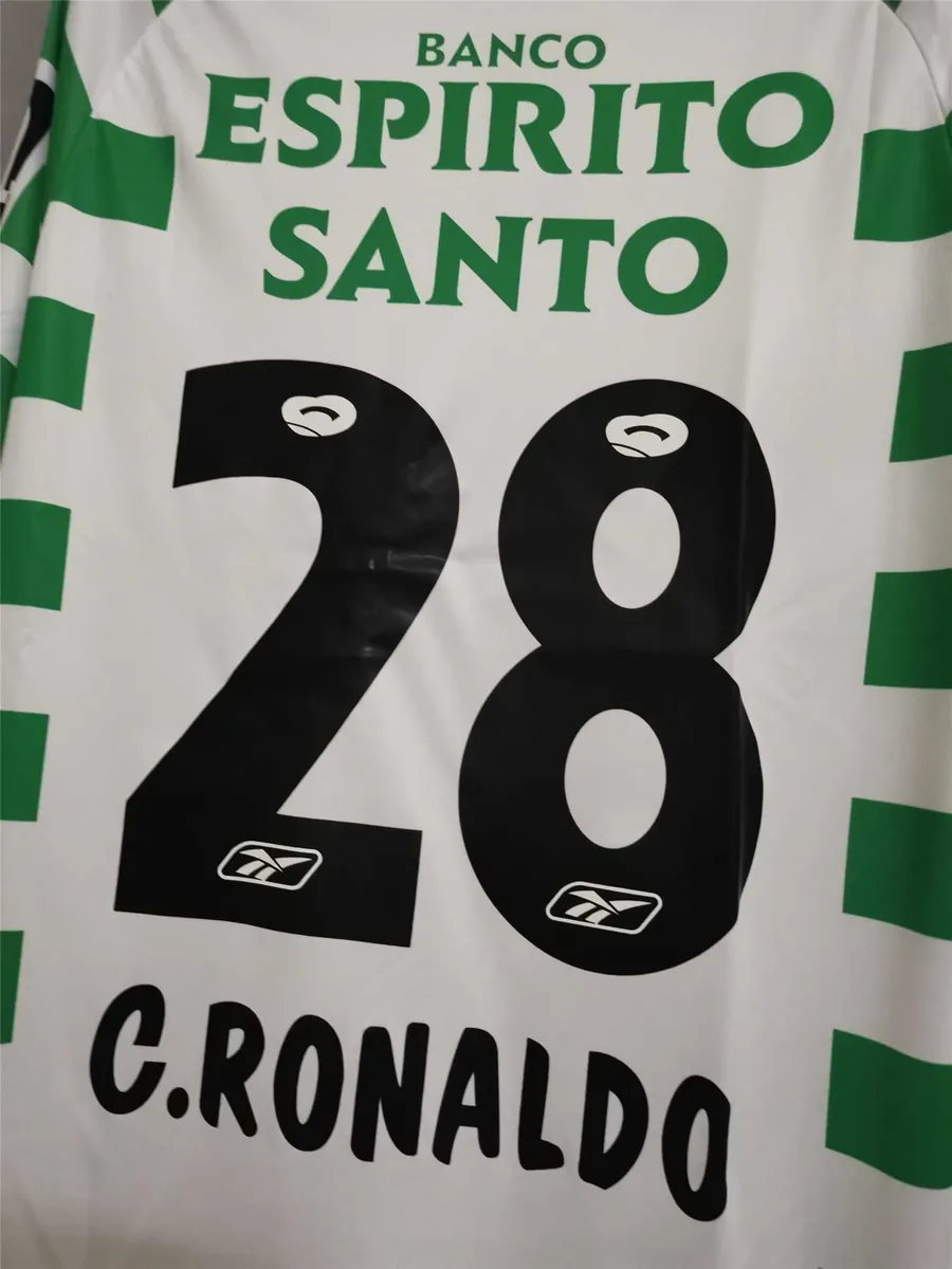 03-04 Sporting Lisbon Home Retro Kit Vintage Shirt Football Jerseys Yupoo 8