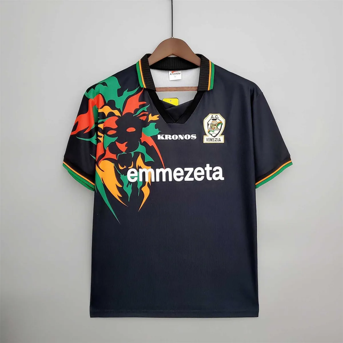 97-98 Venezia home 8
