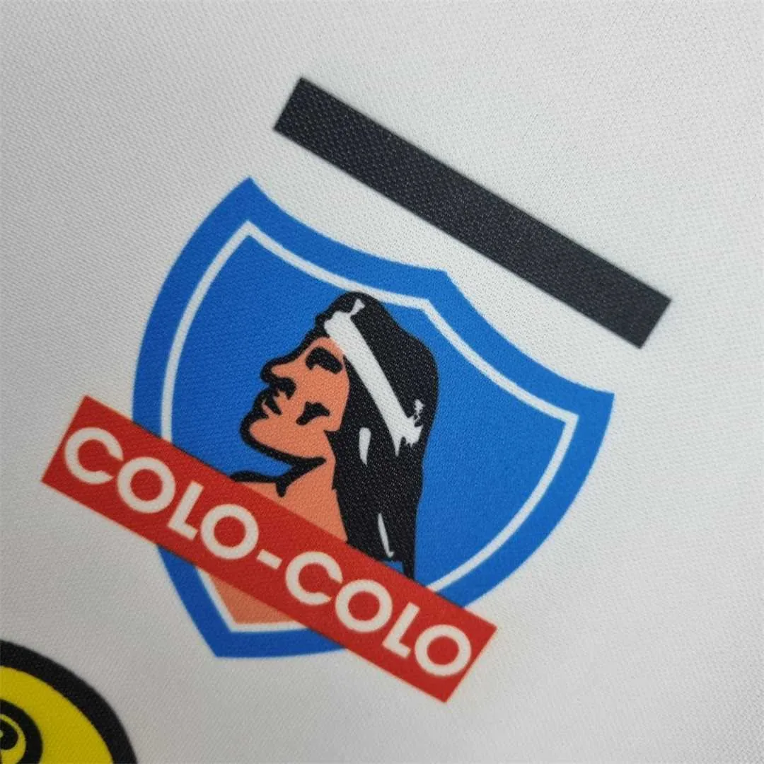 95 Colo-Colo home 1
