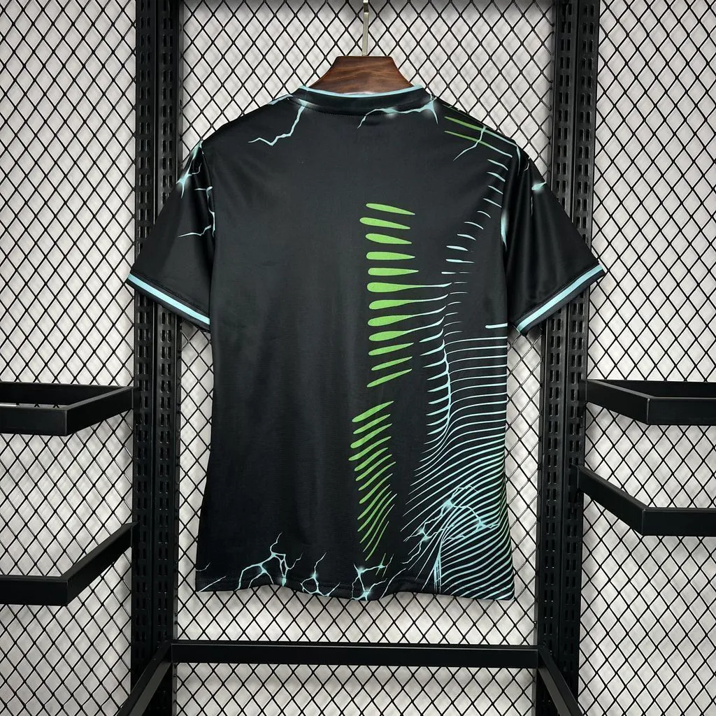 24-25 Real Madrid Green Jaguar Special Edition Kit Soccer Uniforms Soccer AAAAJersey Yupoo 3