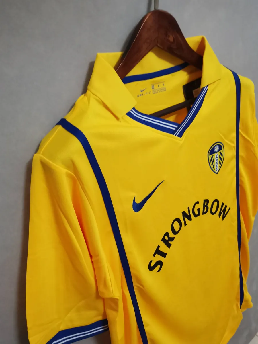 00-01 Leeds United yellow away 2