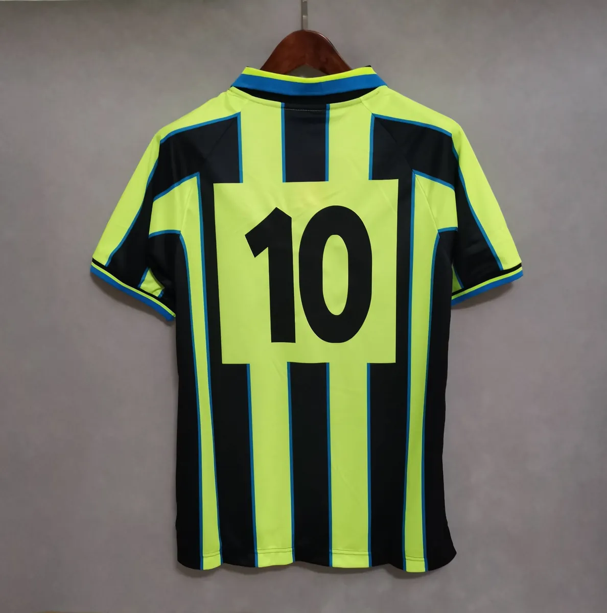 98-99 Manchester City away 6