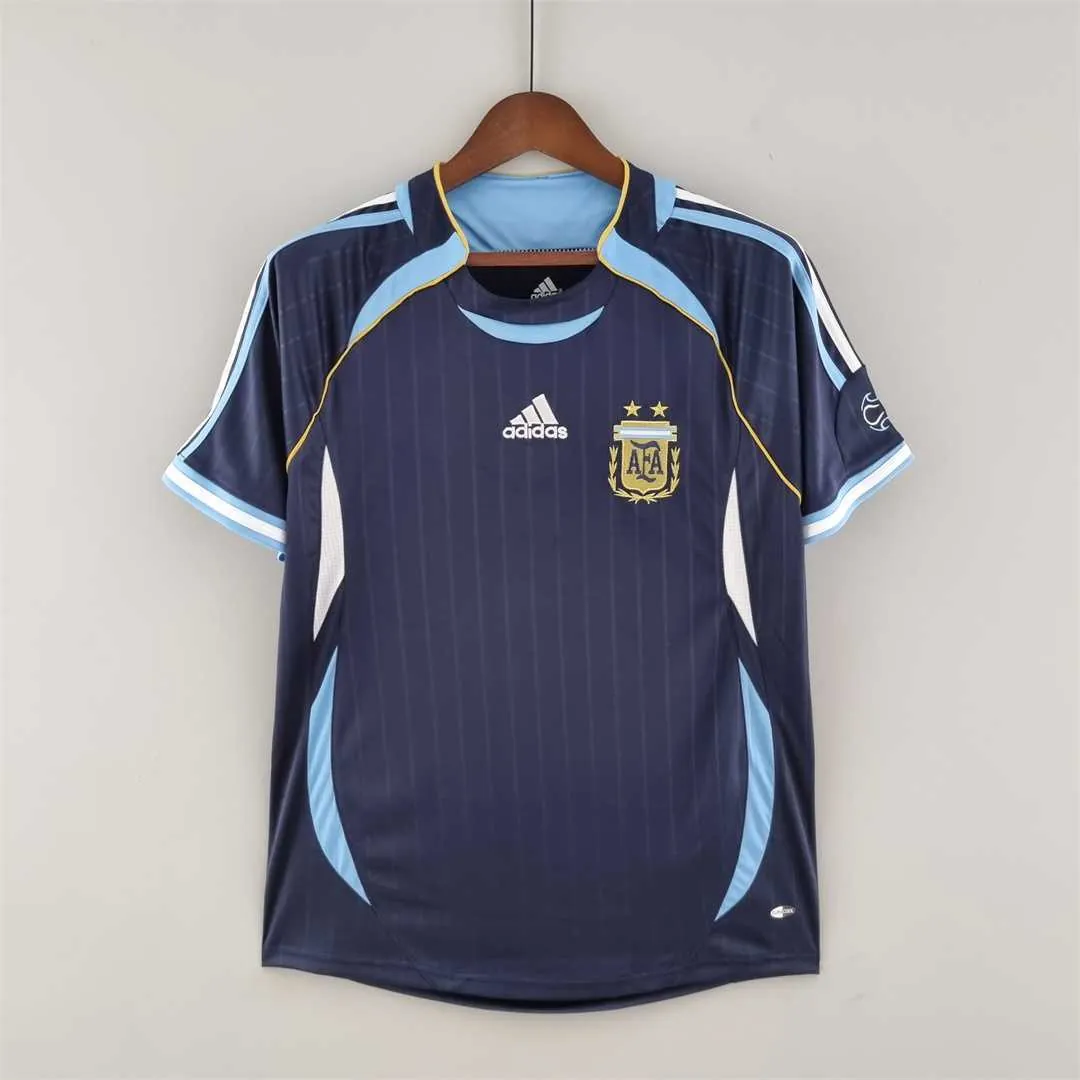 2006 Argentina away 1