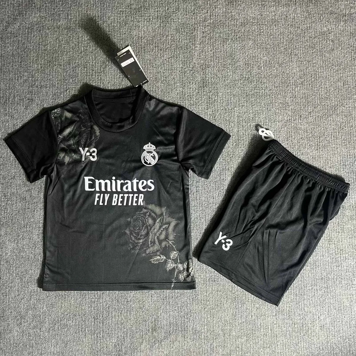 24-25 Real Madrid Y3 Kid Kits Black Youth Apparels AAAAJersey Wholesale Yupoo 1