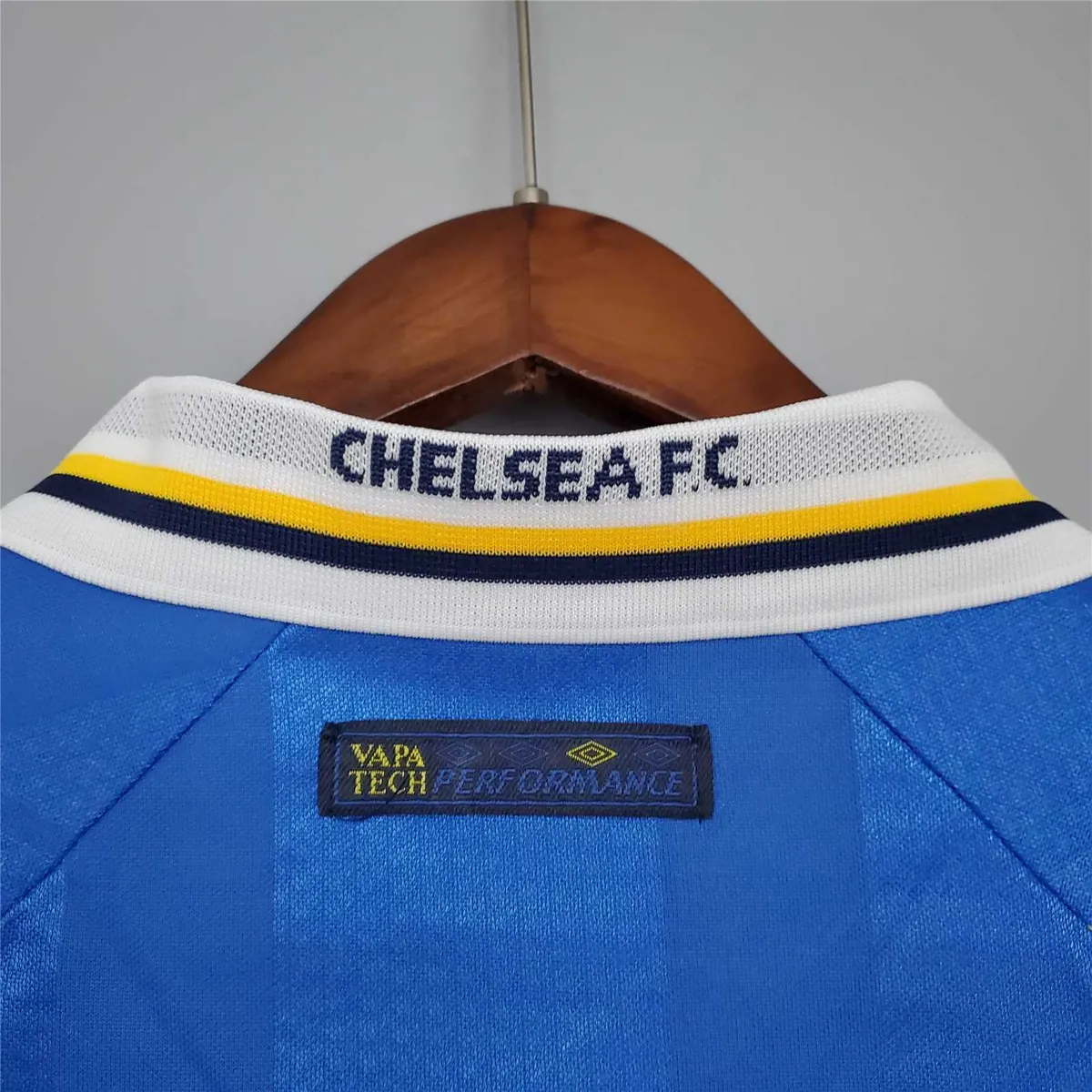 97-99 Chelsea home 4