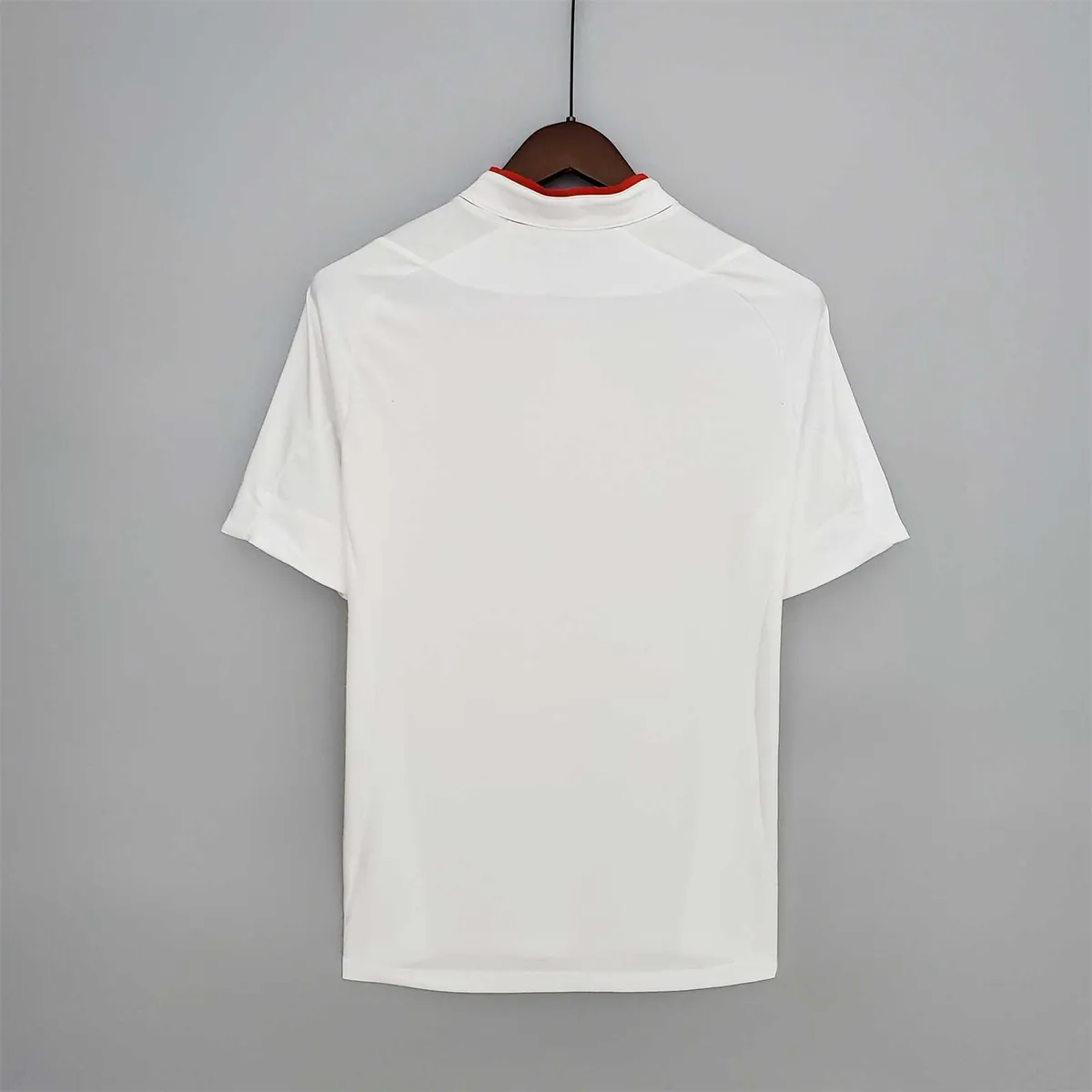 2012 England home1684421307000 4