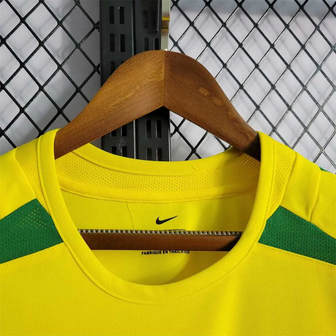 2002 Brazil home 4