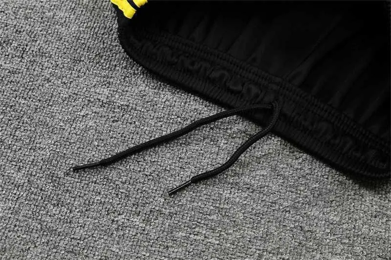 Manchester United Polo black and yellow-three sides 16