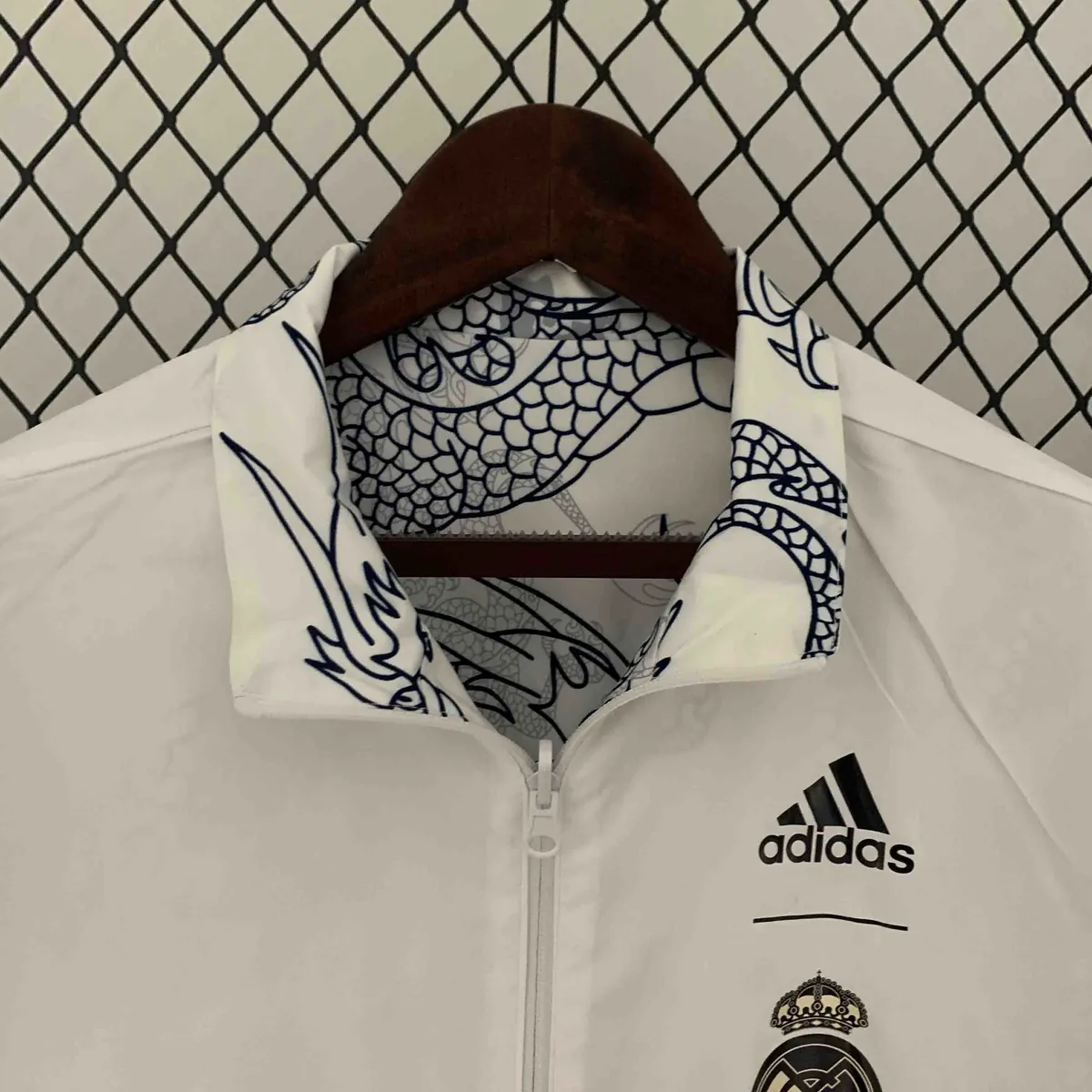 23-24 Real Madrid Reversible Windbreaker Red&Blue Double-Sides Jacket Soccer Jerseys For Sale 3