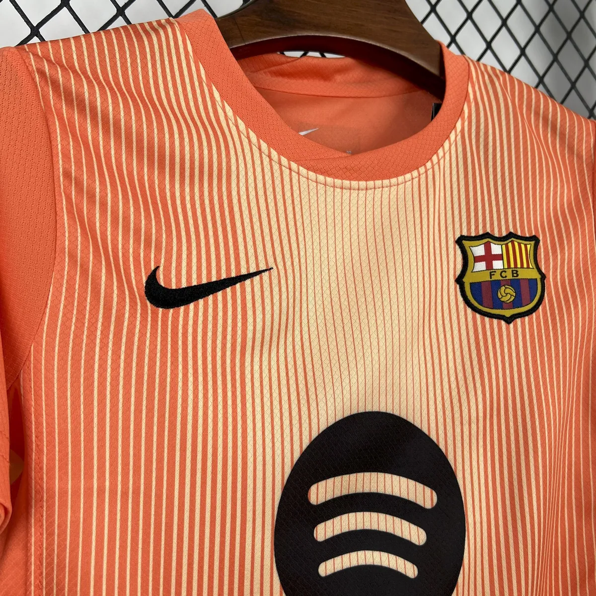 25-26 Kids Barcelona Goalkeeper Kit Youth Apparels Football AAAAJersey Dropship Yupoo-1 2