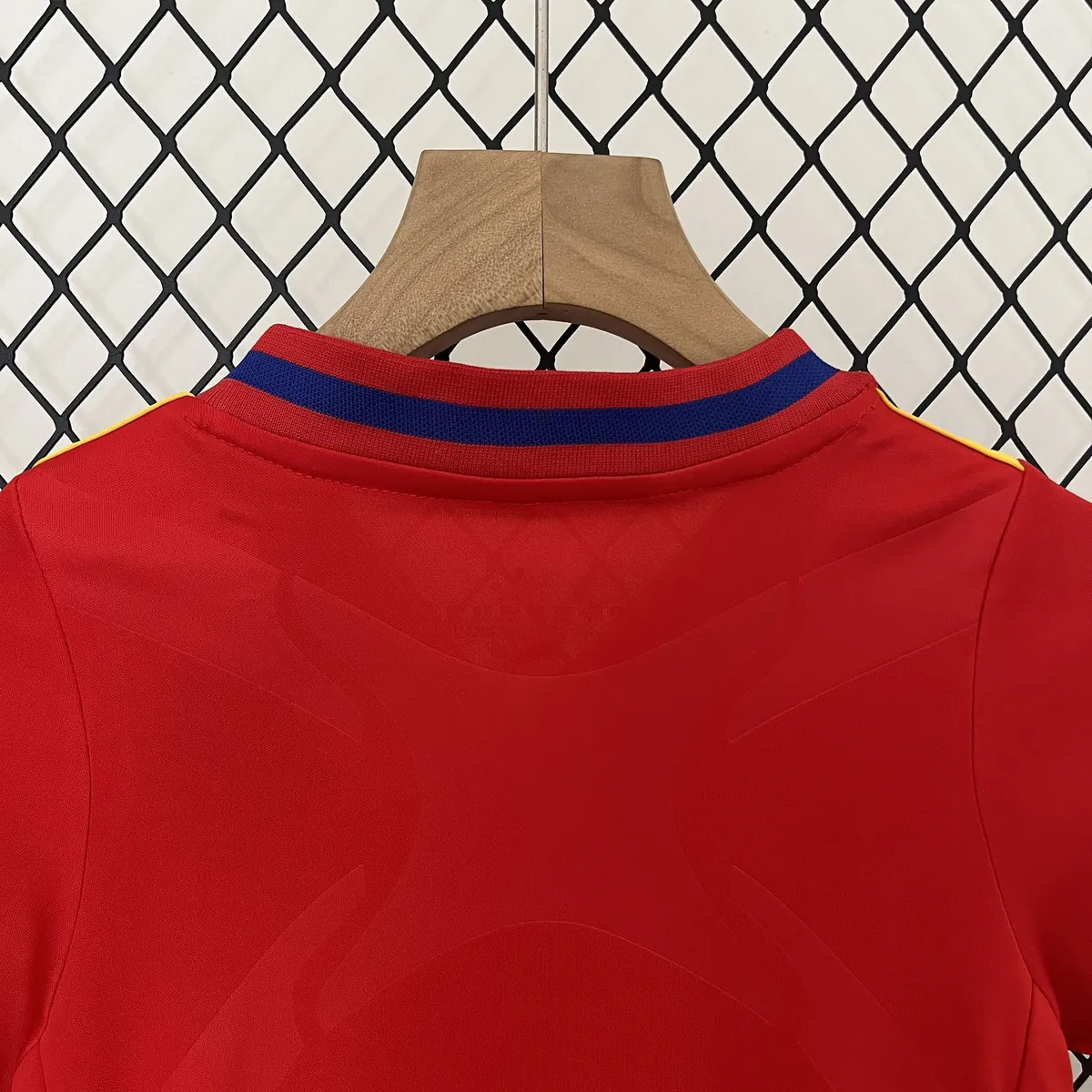 2010 Spain Home Retro Kid Kits Youth Apparels Sport AAAAJersey Yupoo 2