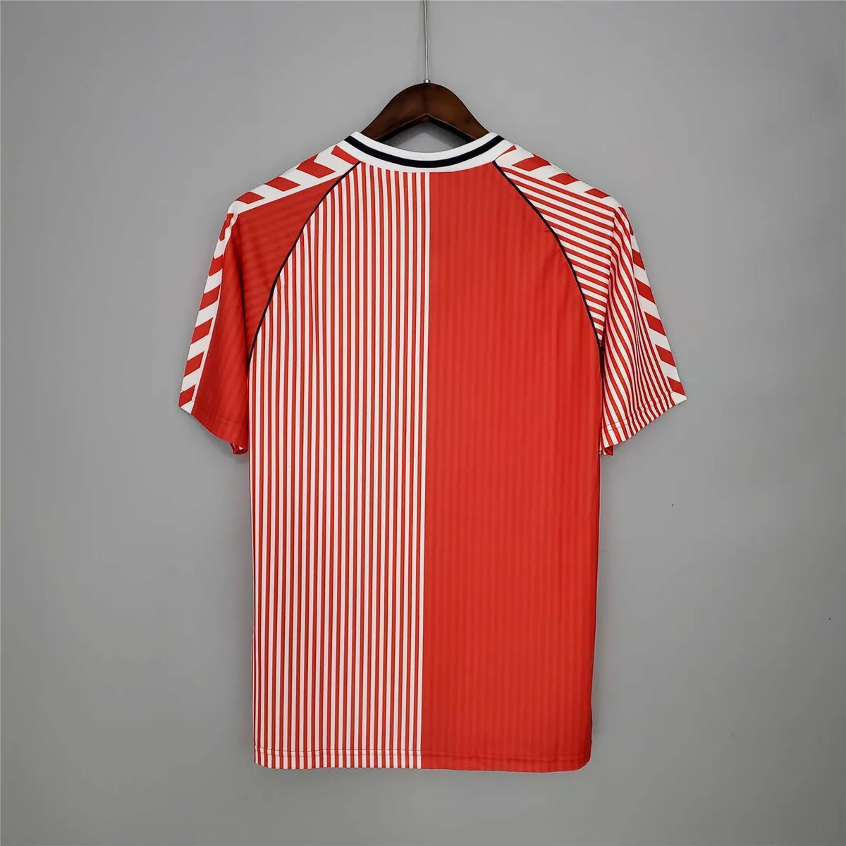 1986 Denmark home 4