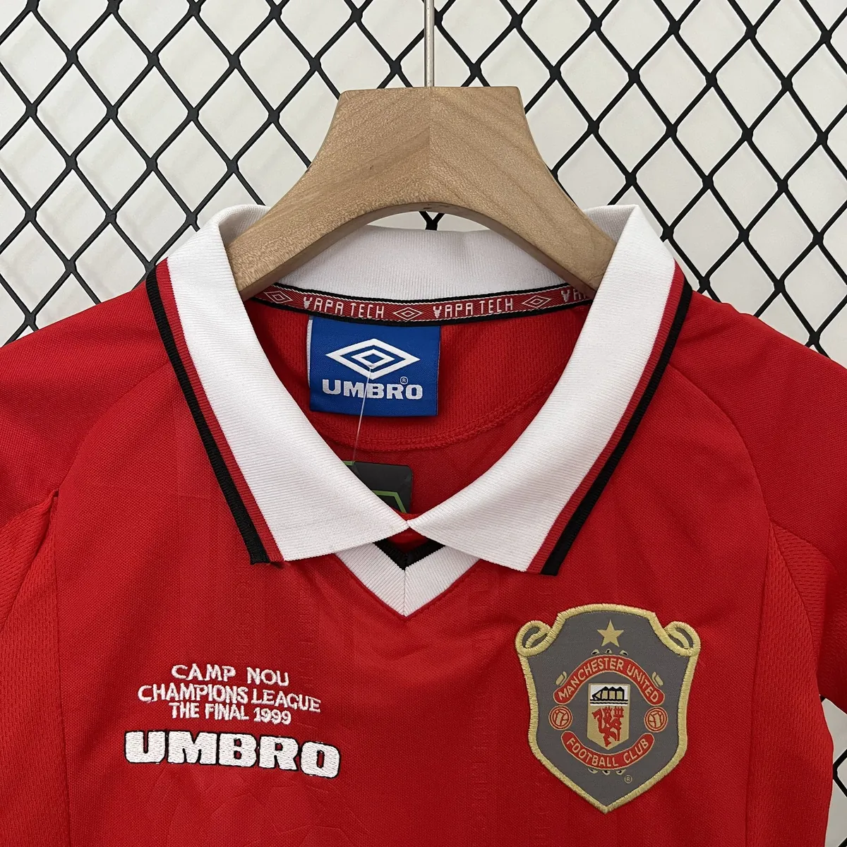 99-00 Manchester United Home Retro Kid Kits Youth Apparels AAAAJersey Wholesale Yupoo 5